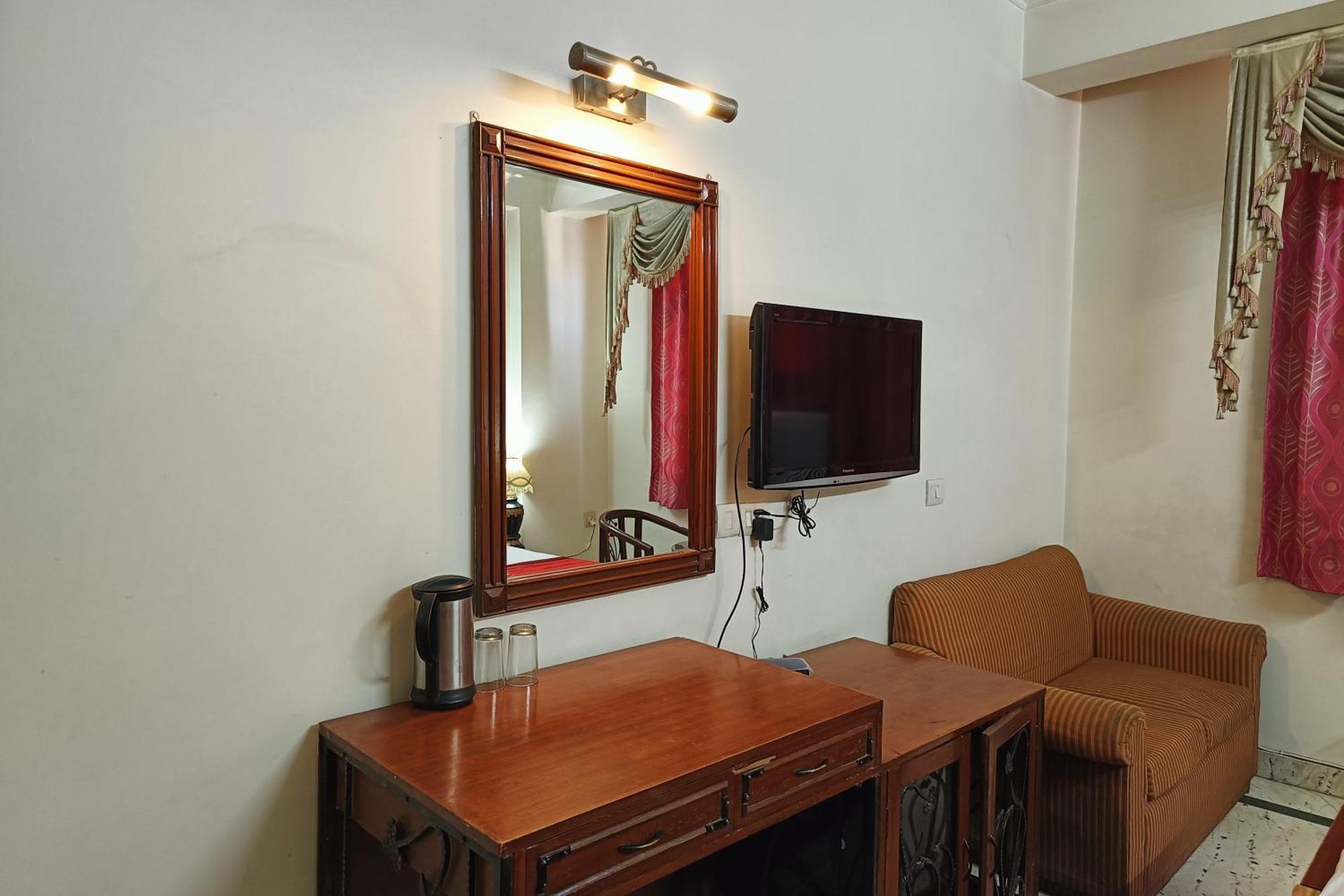 Spot Hotel 3*