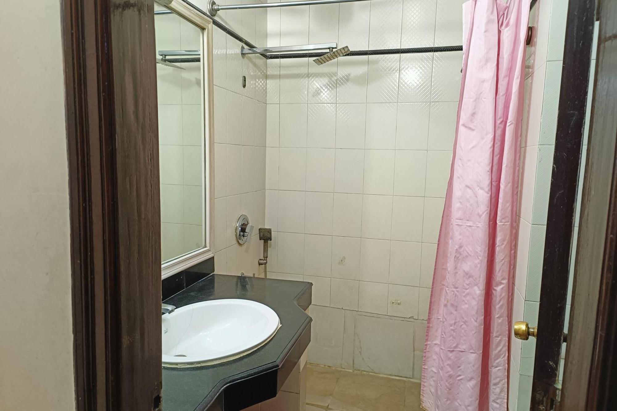 Spot Hotel 3*