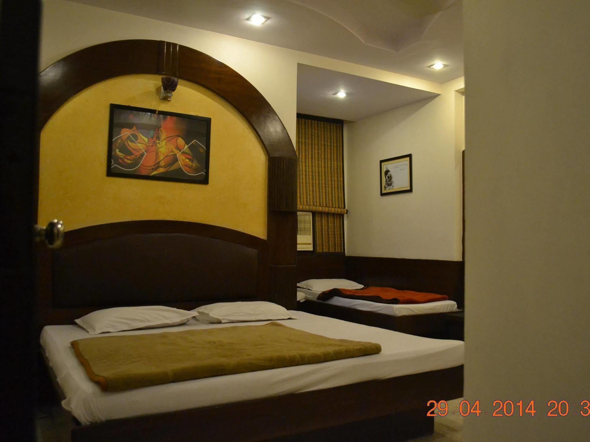 Spot Hotel
